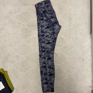 ZYIA navy and silver camo legging